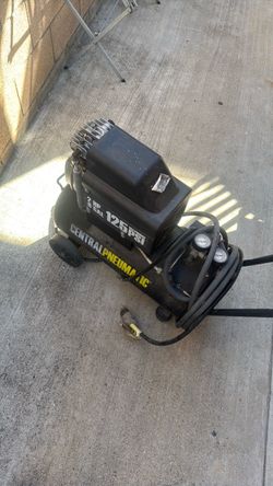 Central pneumatic air compressor