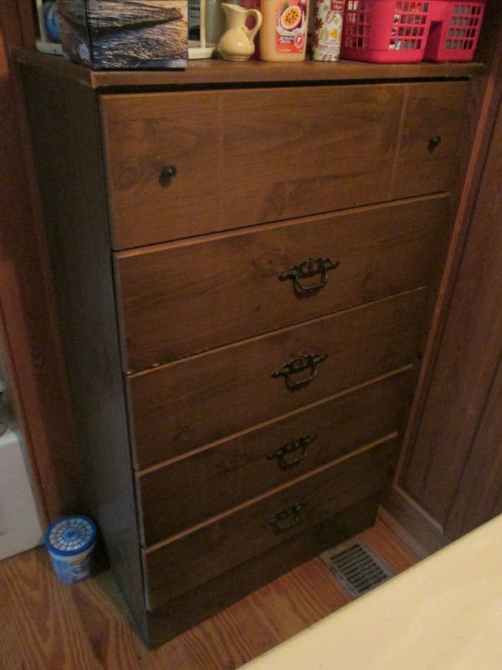 Plywood dresser