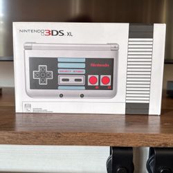 Nintendo 3DS XL - NES Edition - CIB Complete In Box - Original Everything Retro Gaming Rare Retro Game