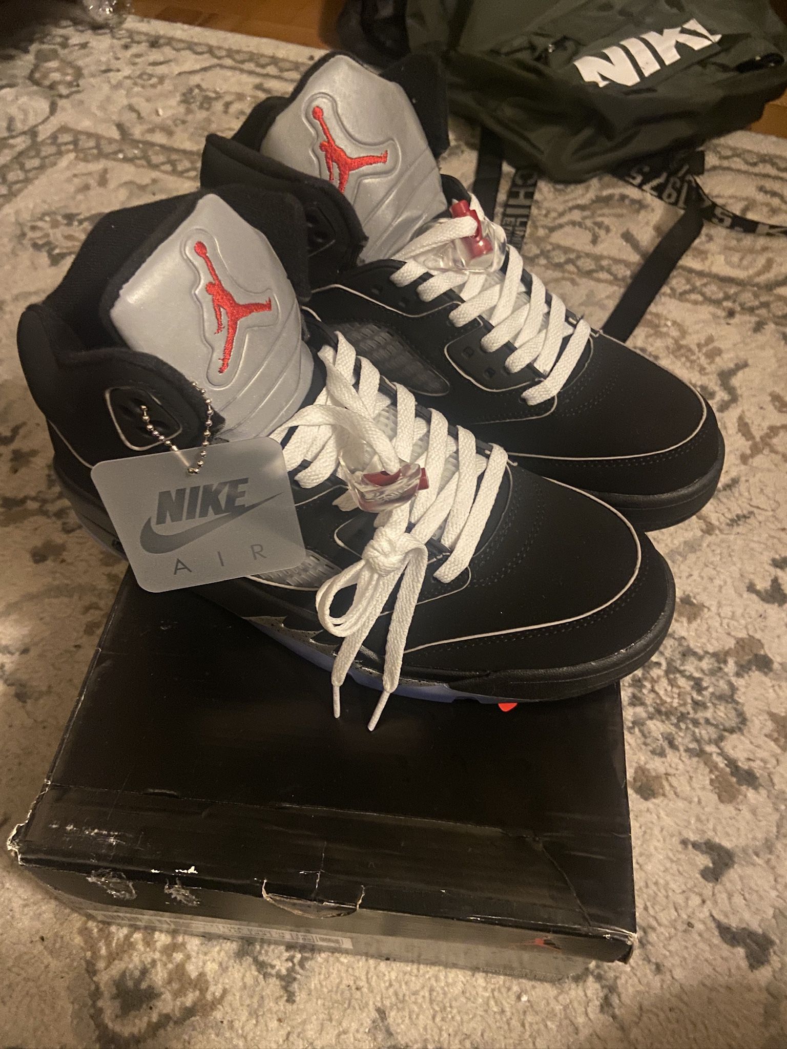 Brand New Jordan 5 Retro “Black Metallics Reimagined” Size 10