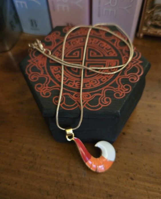 Miraculous Jewelry Holder