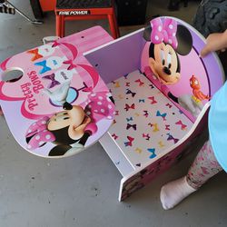 Minnie Mouse Kids Desk