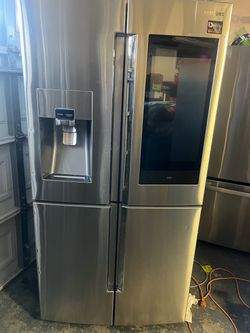 Samsung Family Hub Side-by-Side Refrigerator