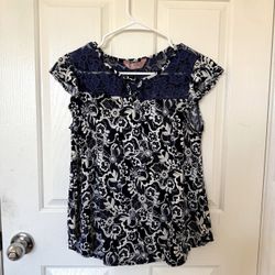 Navy Blue & White Floral T-shirt with Lace Detail