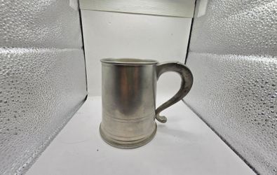 Vintage Solid Pewter tavern mug/tankard