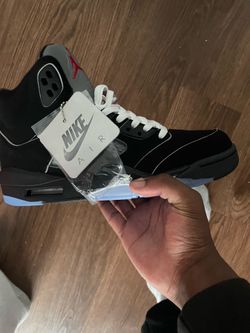 Jordan 5 Metallics