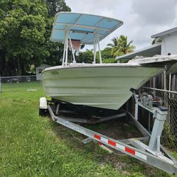 1989 Bayliner Center console