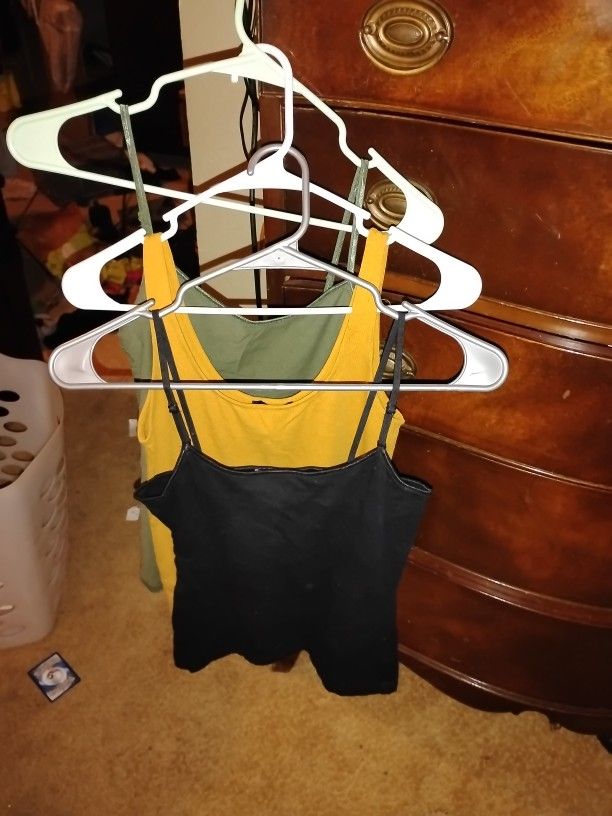 Ladies Small Tank Top Bundle