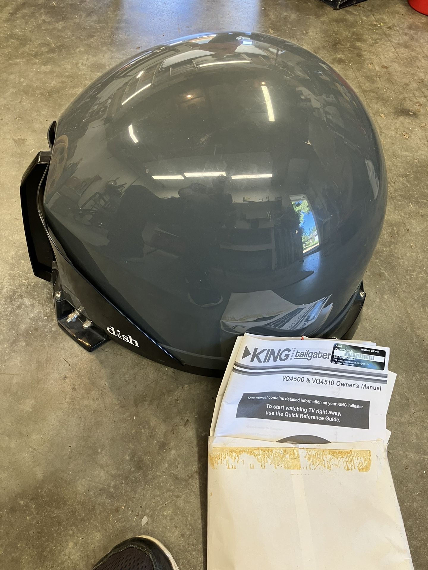 Dish Tailgater Satellite