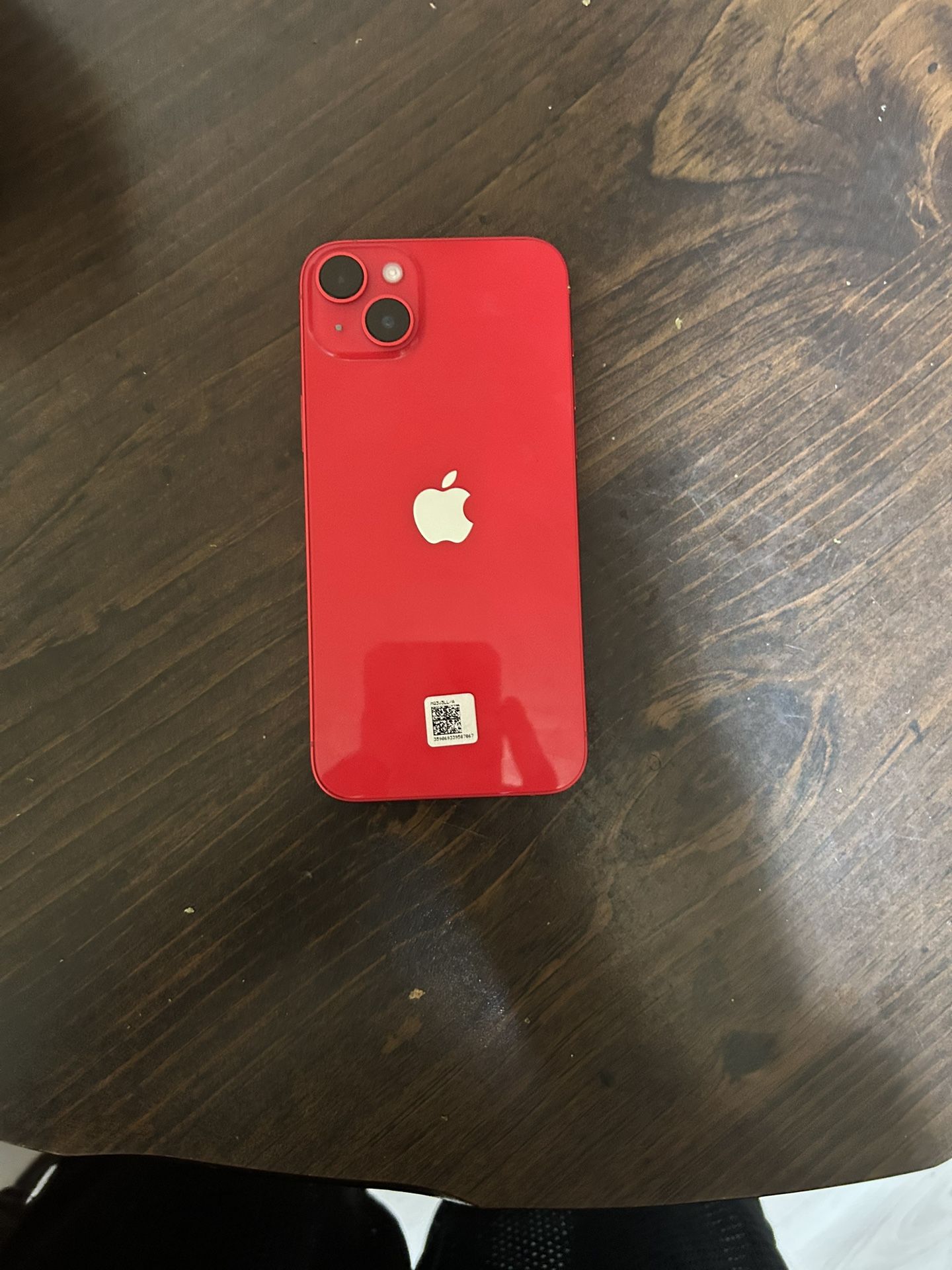 iPhone 14+ red