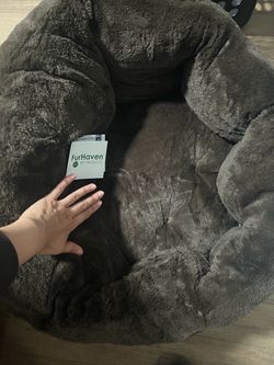FurHaven Calming Comfort Pet Bed Medium