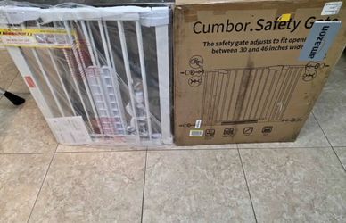 Extra Wide Pet Gate / Baby Gate - Fits Openings 28.7” - 46”