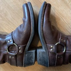 Used frye sales boots size 8