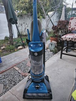 HOOVER VACUUM