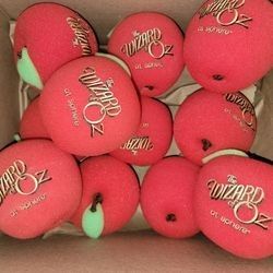 The Wizard of Oz Apple Souvenir The Sphere Las Vegas SHIPS SAME DAY IN HAND