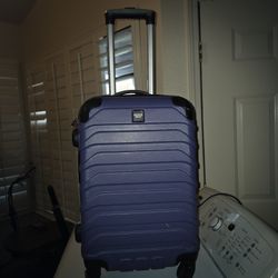 22 Inch Rolled Carryon Suitcase 