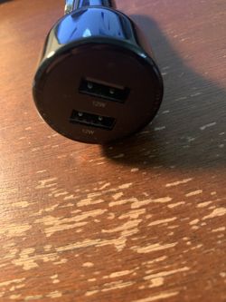 Insignia - 24 W Vehicle Charger with 2 USB Ports - Black