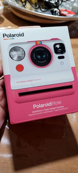 Polaroid now instant camera