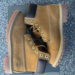 Kid’s Timberland Size 6.5