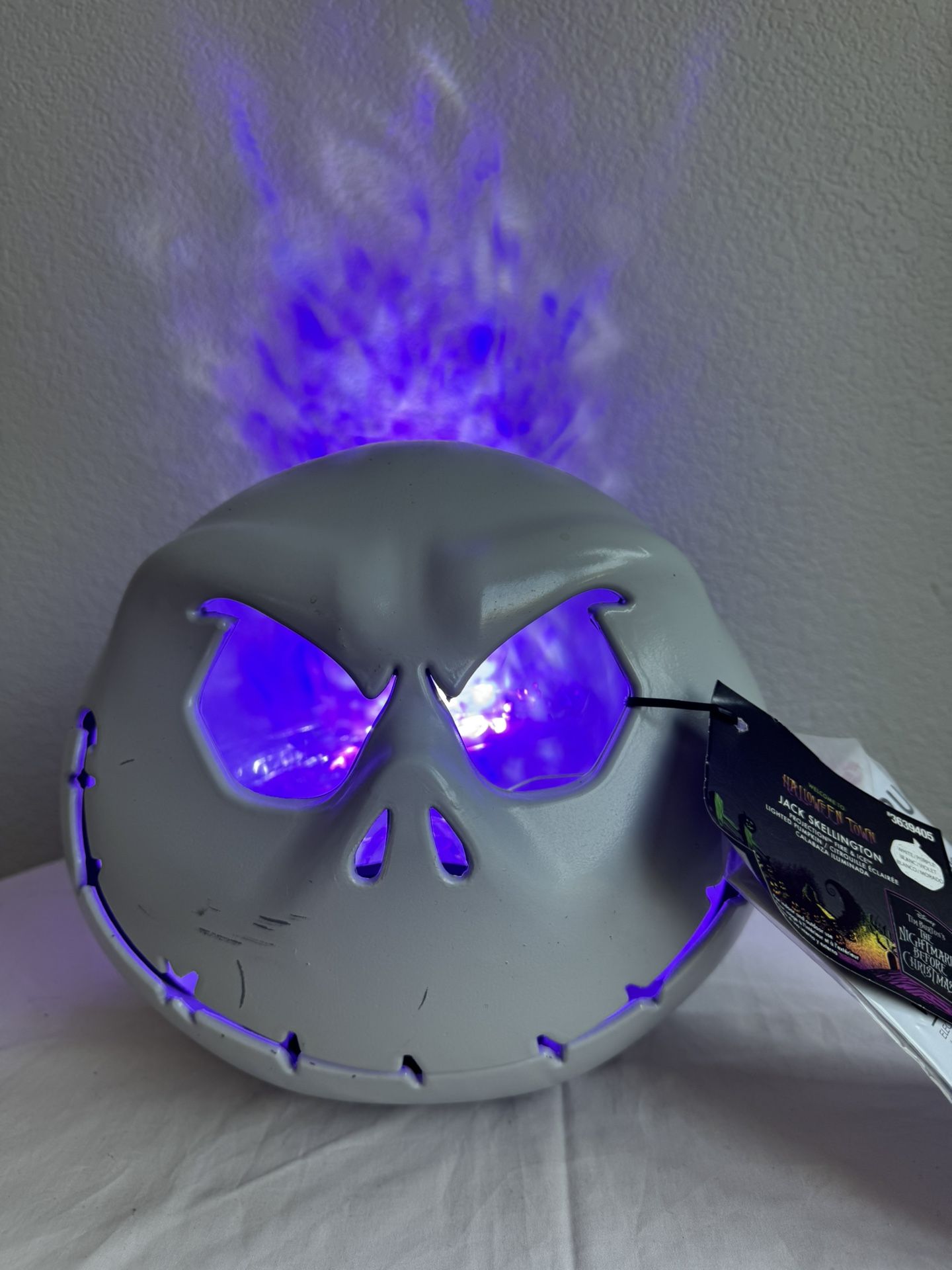 Jack Skellington Projector Fire and Ice. Takwa Halloween