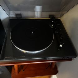Denon Turntable