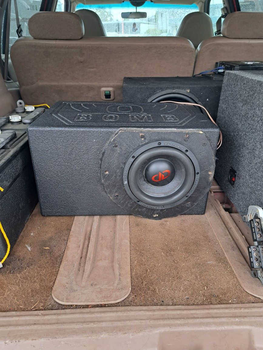 DD Audio 608d 8" Sub W/ Enclosure + Lots of other subs and amps.