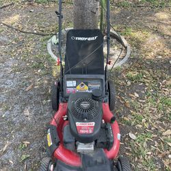 Self Propelled High Wheel Lawn Mower 21” Cut With A Honda Engine Troy-Bilt