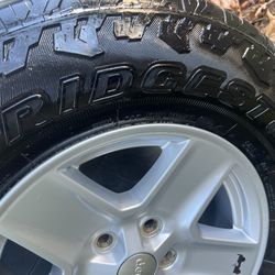 Tires  2022 Wrangler 5 Tires & wheels  245/75/17