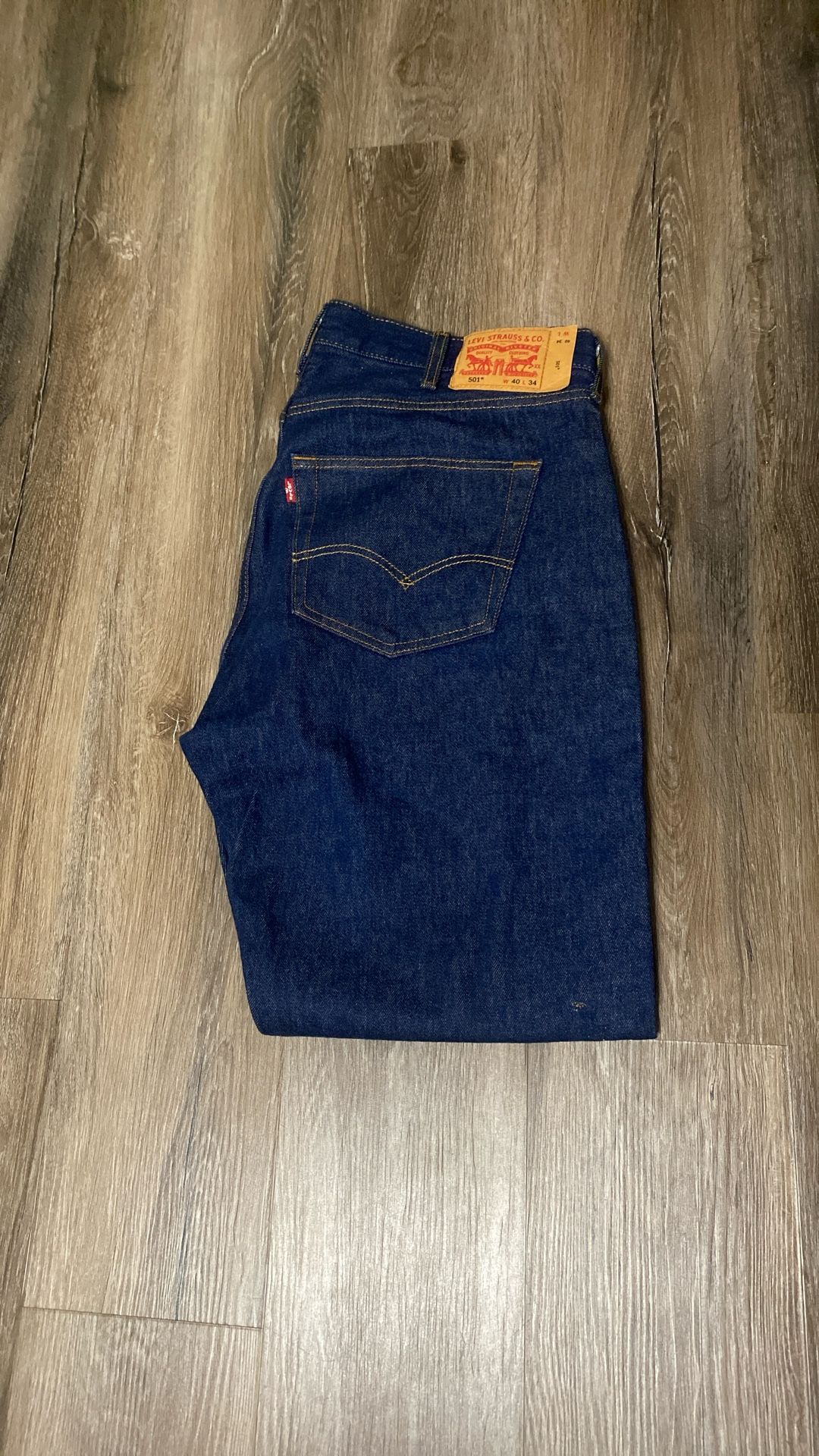 Levis