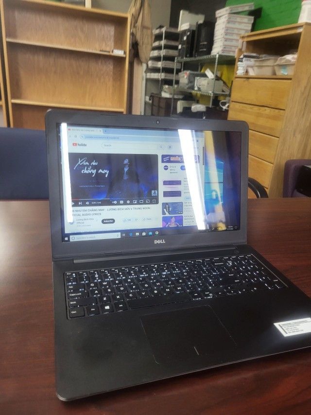 DELL INSPIRON 15 WITH 15.6 INCH SCREEN CORE i5-4200 (SHOP87)