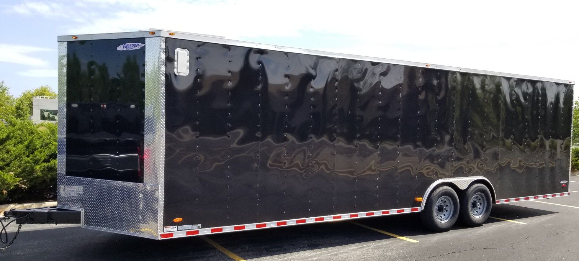 2021 Enclosed Trailer 28 feet by 7 ft high V Nose 7k lbs axels