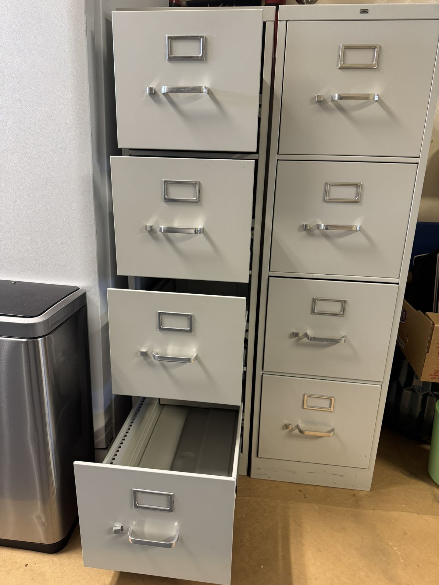  Metal Filing Cabinets 