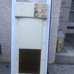 Dog Door/ Pet Door Fully Automated