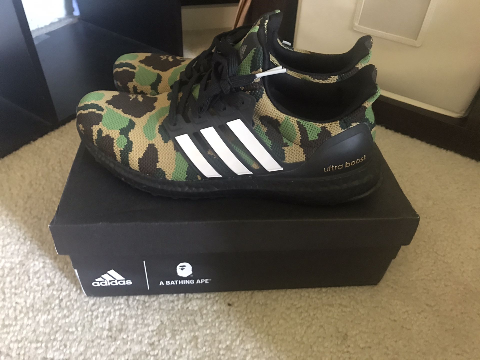 Bape ultraboost green size 9