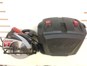 Skilsaw Circular Saw 5750 2.5HP, Corded Laser Cut Line w/ Carrying/Storage Case