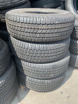 Set of four used 265/70R18 $300