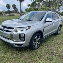 2020  Mitsubishi Outlander