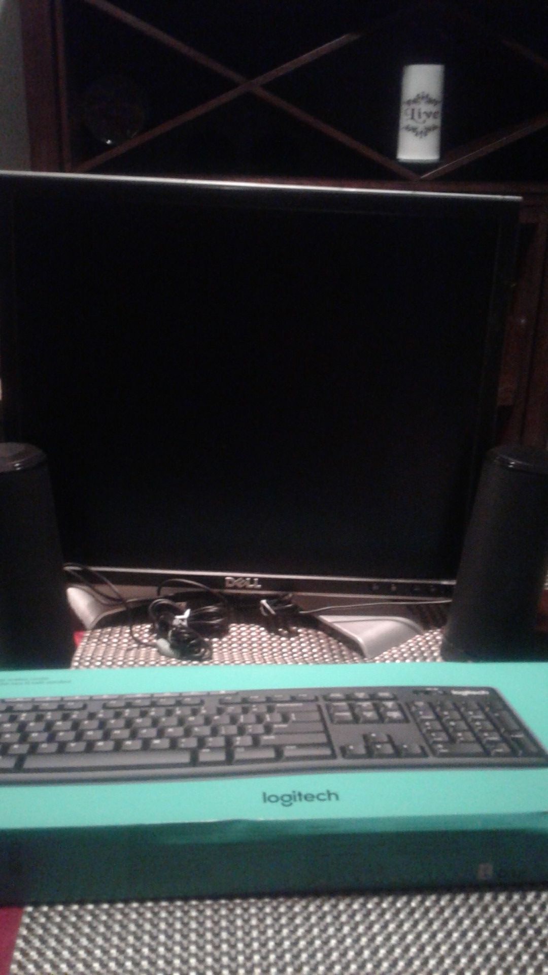 Mint Dell Monitor with New Dell Speakers and full size Logtech wireless keyboard with mouse