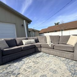 Living spaces neutral gray sectional DELIVERY AVAILABLE