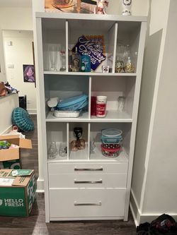 White Shelf