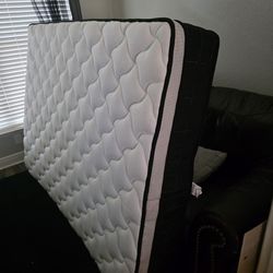 Queen mattress