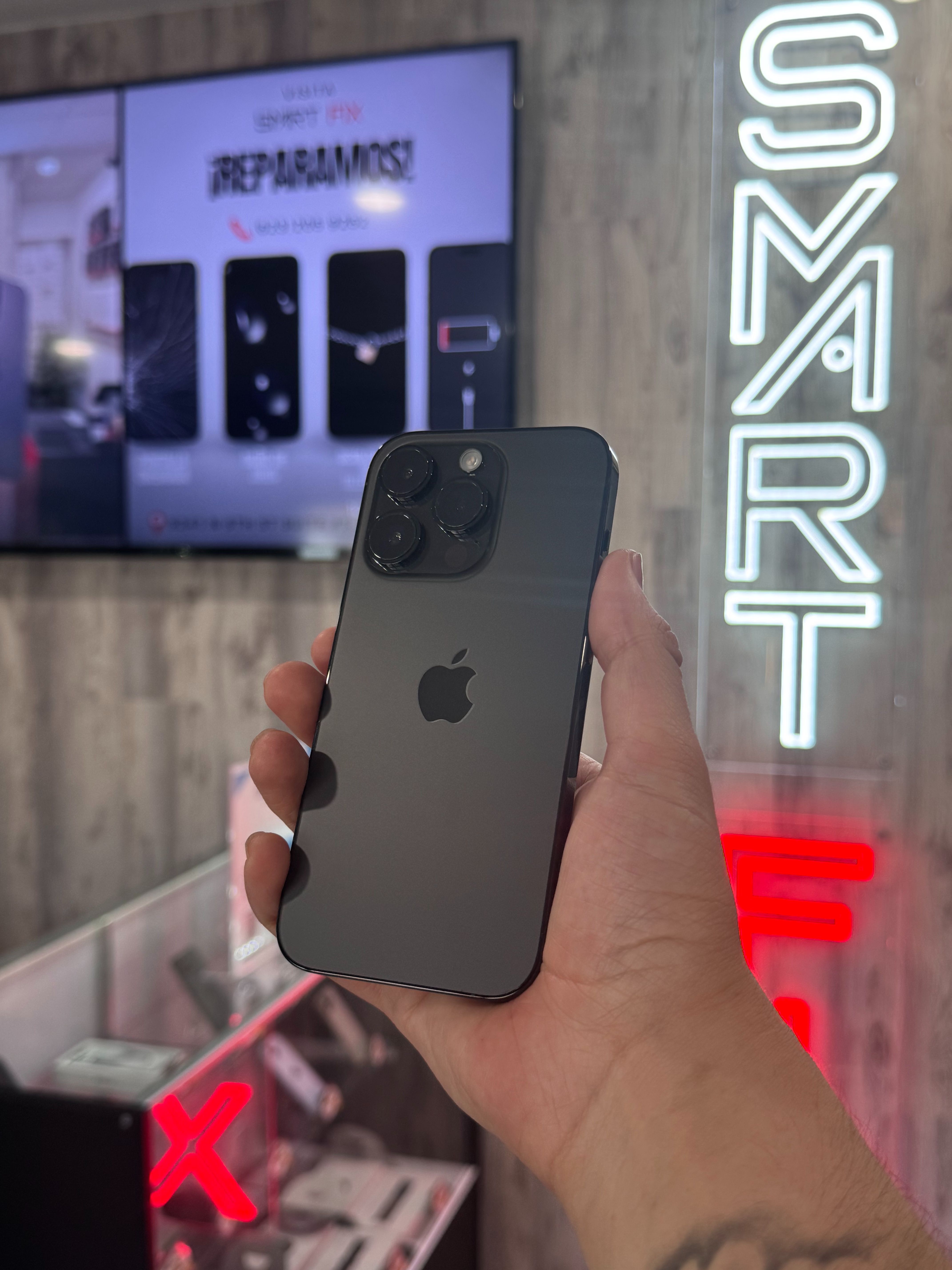 Apple iPhone 14 Pro 256 GB - Space Black (Unlocked) + Warranty