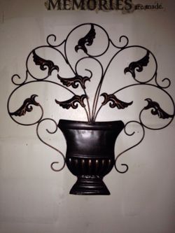 Metal wall decor