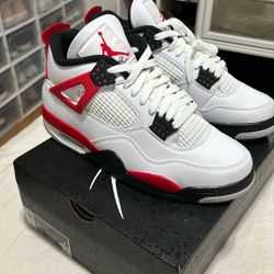 Jordan 4s