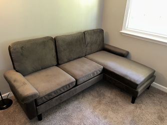 Gray Sectional Sofa with Chaise – Great Condition (MOVING SALE)