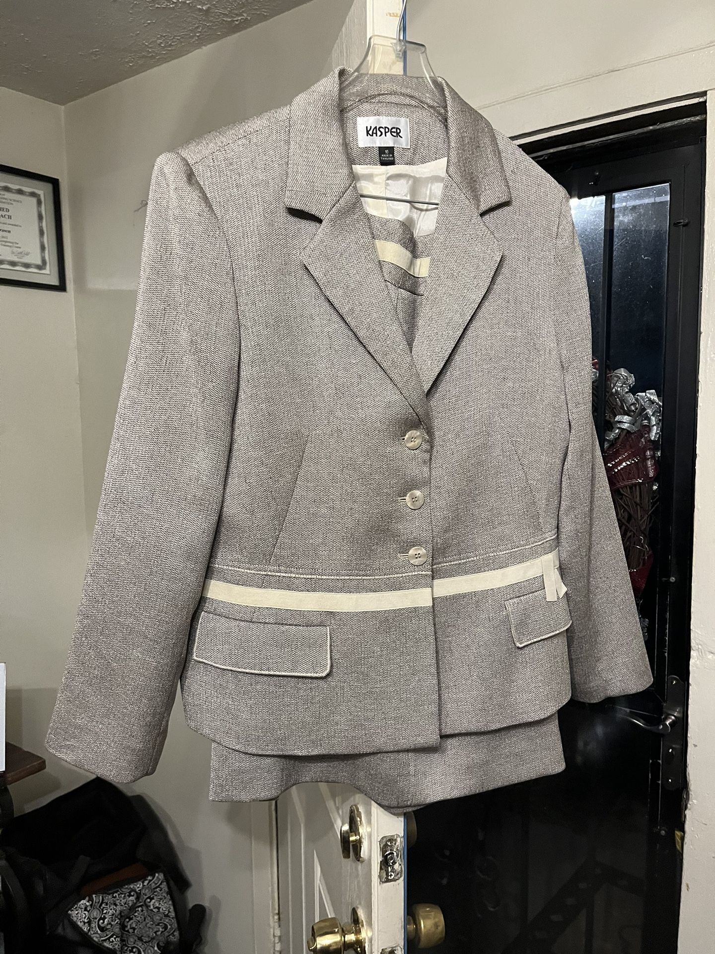 $60 Size 16 Kasper Skirt Suit