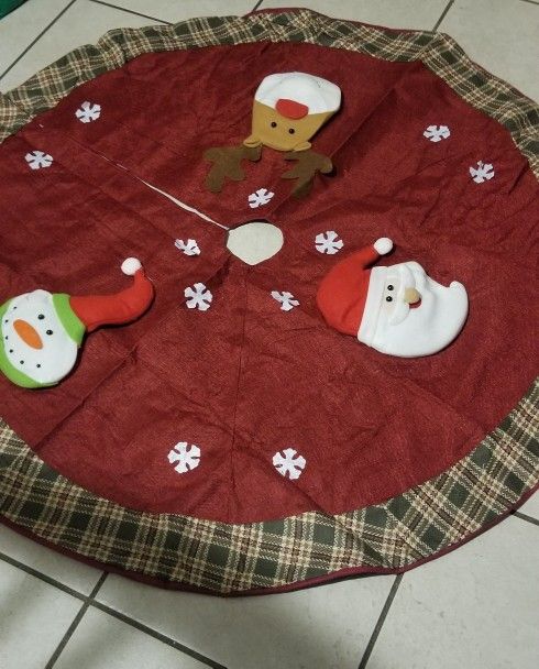 Tree Skirt 