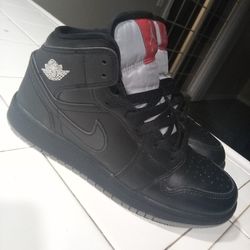 Jordans Size 6 $35 obo