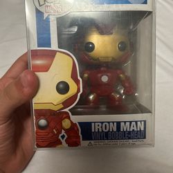 Vintage Iron Man Avenger Funko Pop