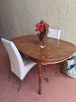 Dining Table And Chairs 